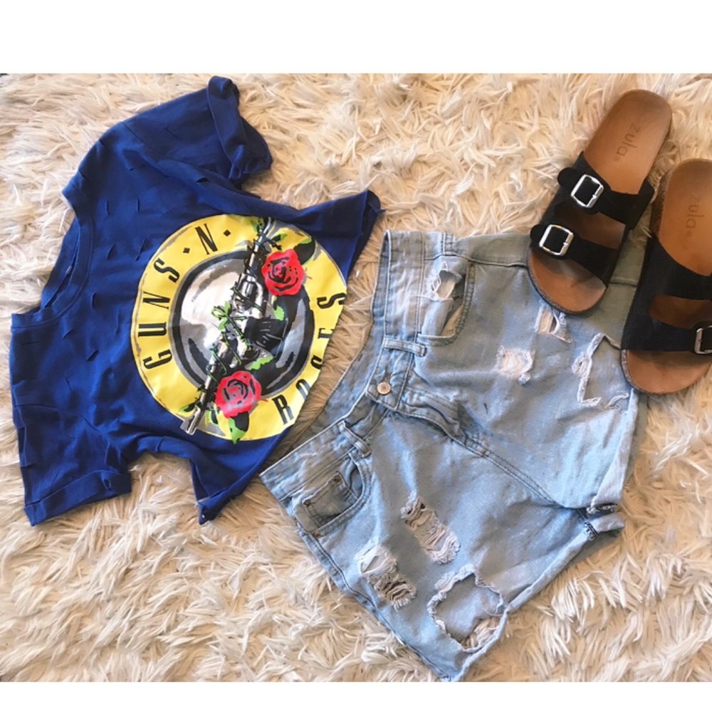 🔫 & 🌹🌹🌹s — crop top ❤️❤️❤️